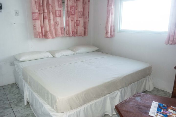 Room 25 of 157