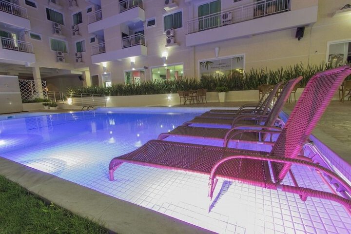 Hotel Pool