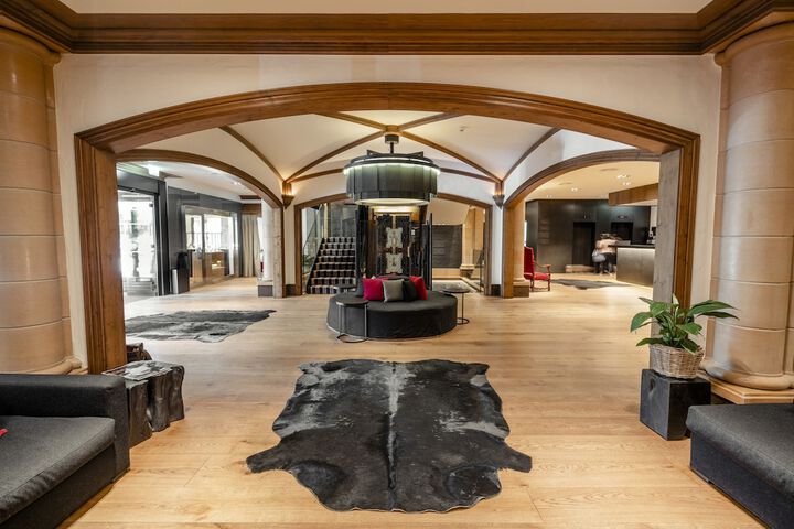 Hero Image 1 of 90