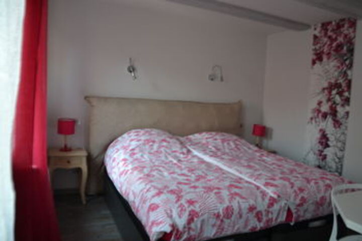 Room 16 of 31
