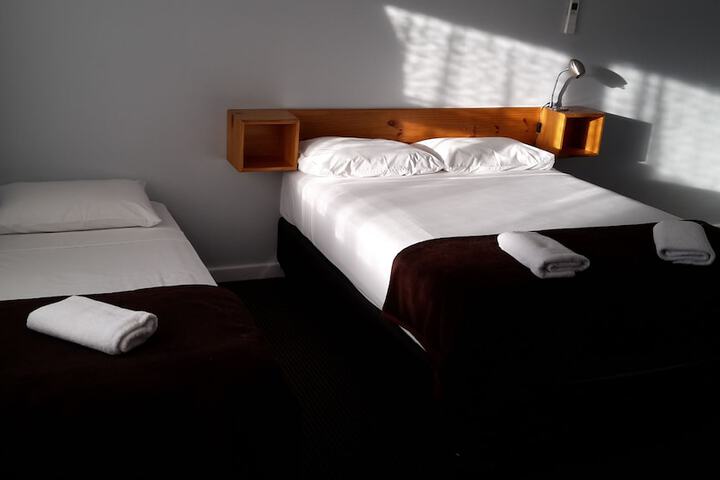 Room 5 of 68