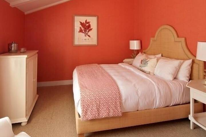 Room 15 of 181