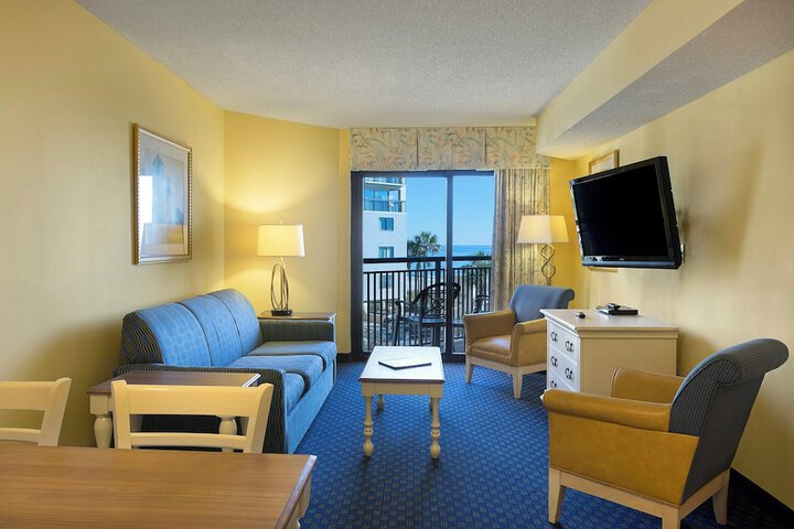 Room 103 of 218