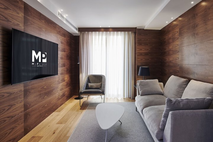 Room 20 of 74