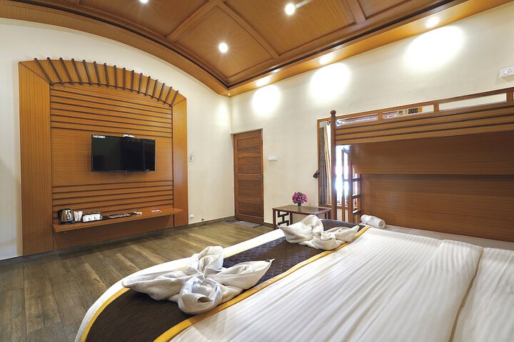 Room 34 of 71