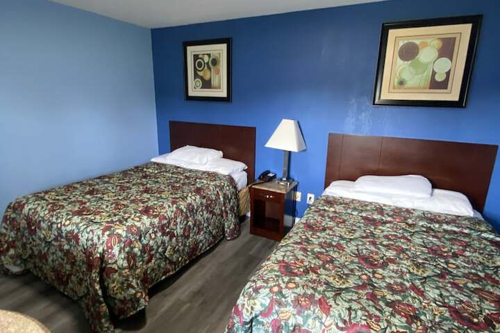 1 Queen Bed (10 of 69)