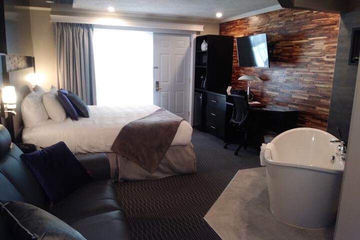 Room 13 of 48