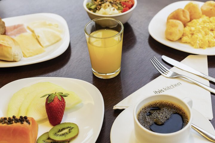 Breakfast/Coffee Service 15 of 39