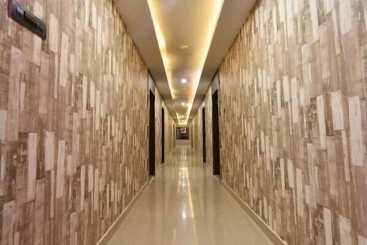 Ballroom/Hall 11 of 12