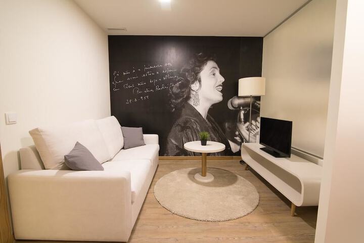 Room 21 of 49