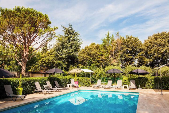 Hôtel Le Petit Manoir Provence