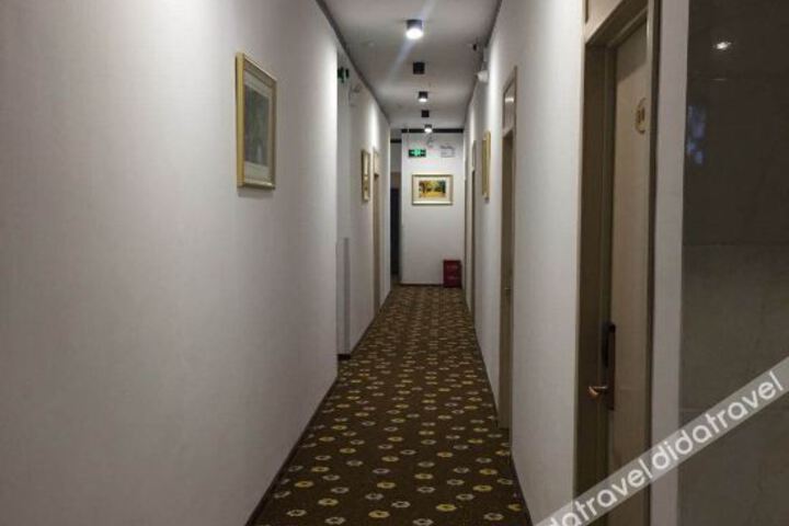 Hotel Interior 5 of 14