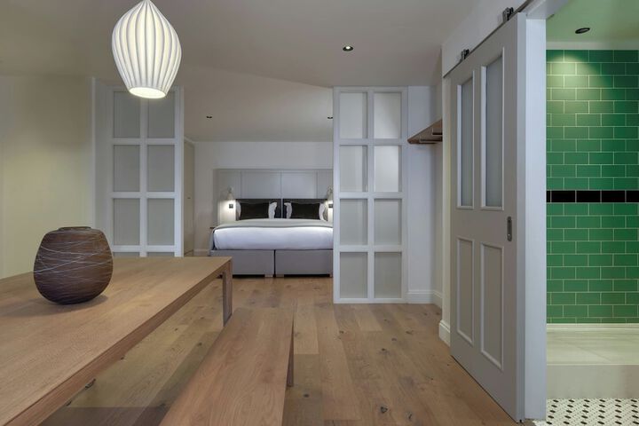 Room 194 of 263