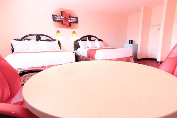 Room 21 of 48