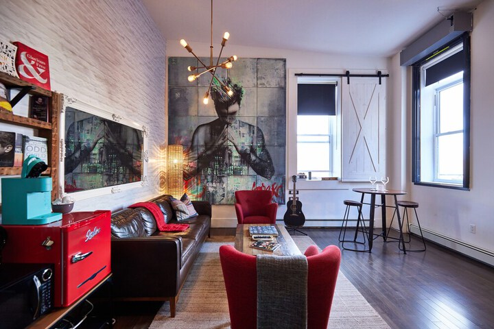 Room 8 of 21