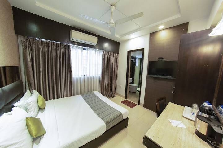Room 22 of 40