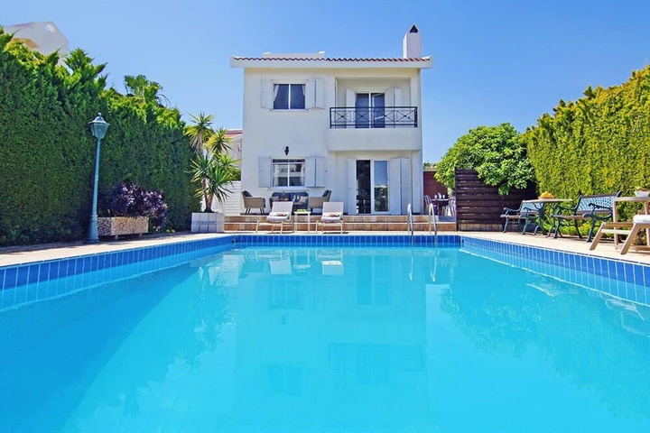 Pool 6 of 14