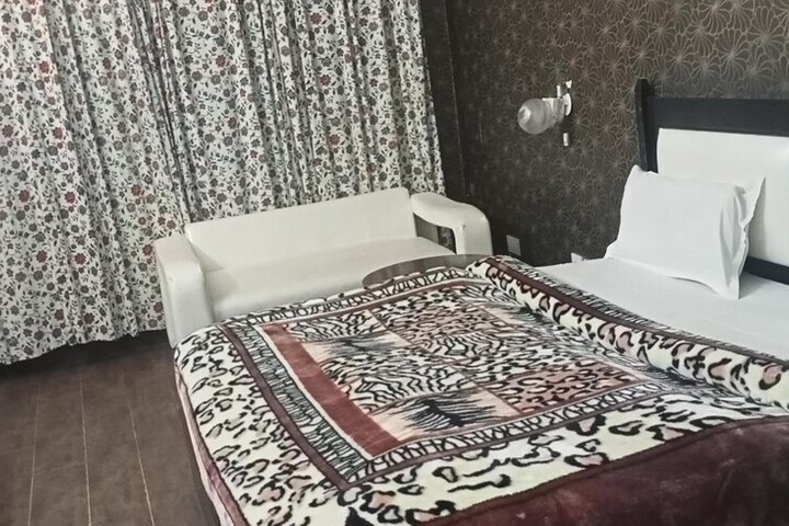 Room 24 of 59