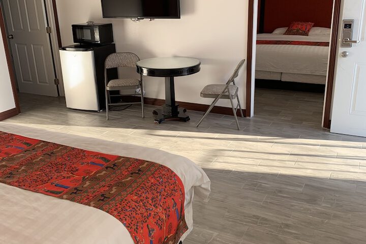 Renovated Kingbed (27 of 38)