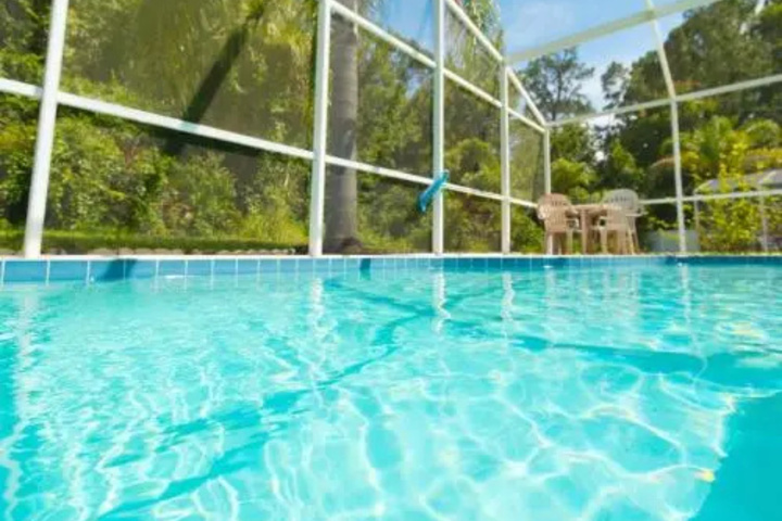 Pool 11 of 18