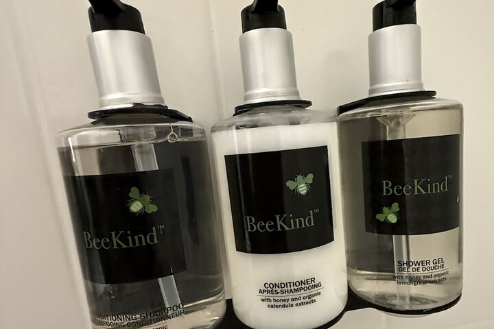 Bathroom amenities