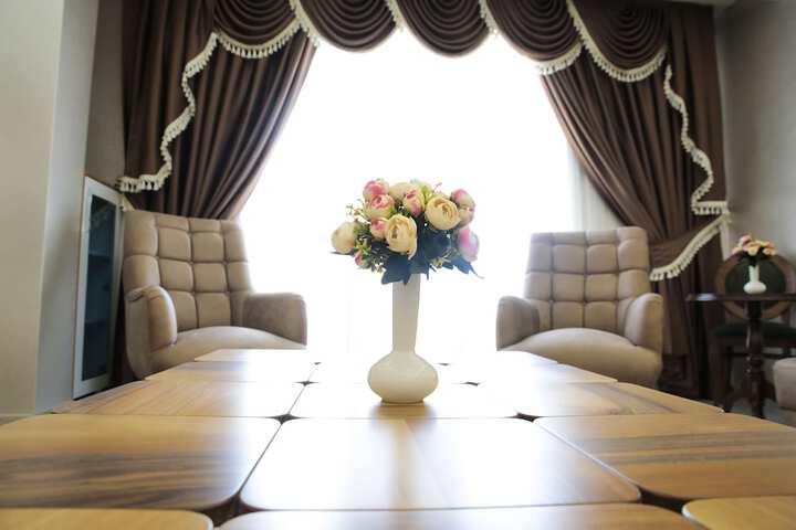 Room 9 of 19
