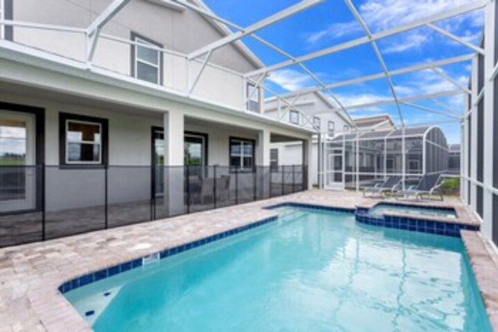 Pool 30 of 60