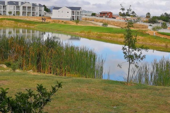 WINELAND SUITES