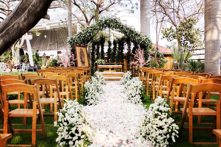 Wedding/Banquet 9 of 15