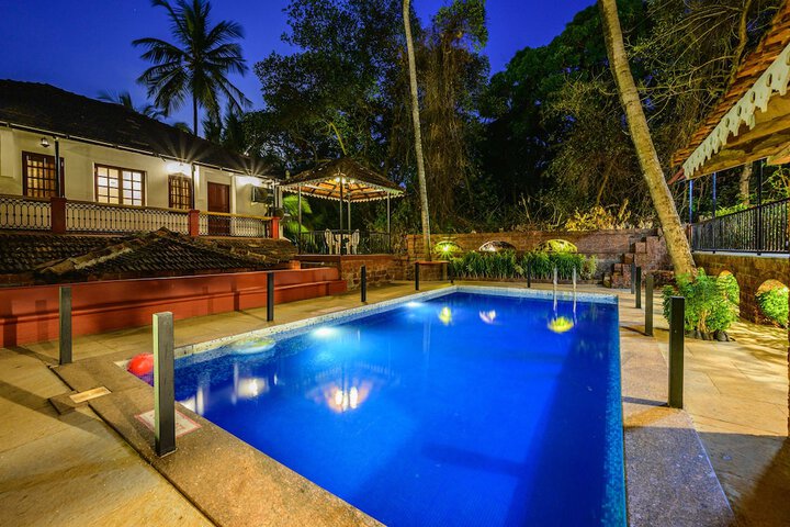 Pool 27 of 39