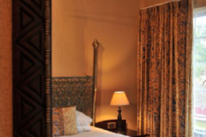 Room 143 of 168