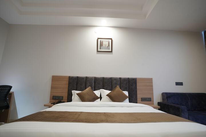 Room 38 of 69