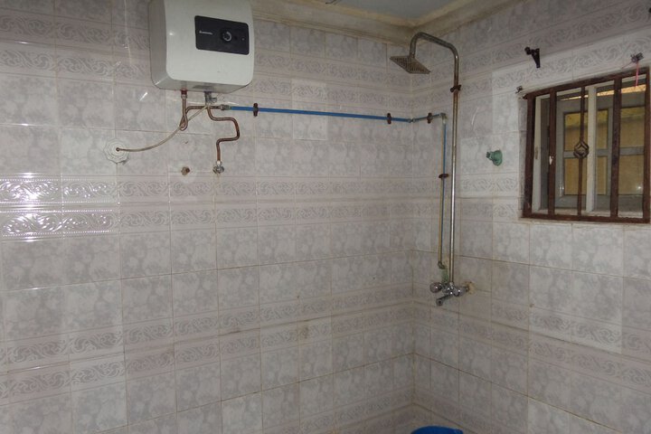 Room 12 of 17