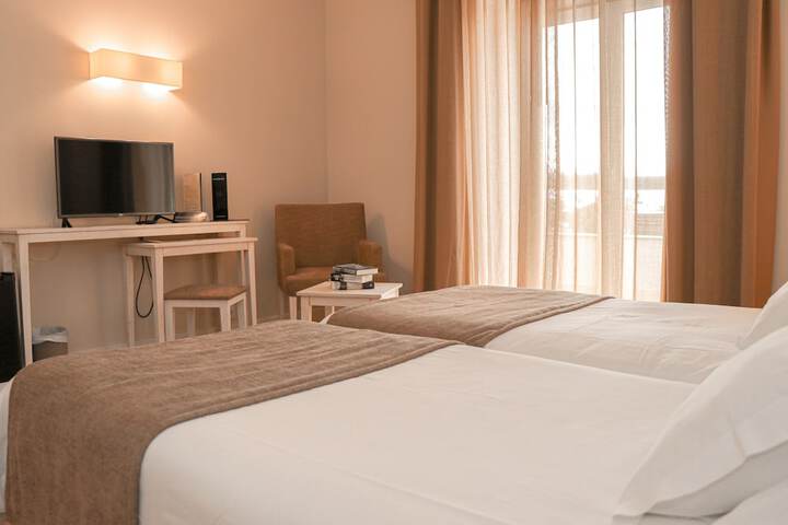 Room 6 of 22
