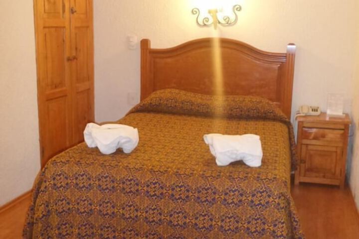 Room 10 of 37
