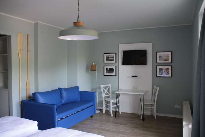 Room 6 of 56