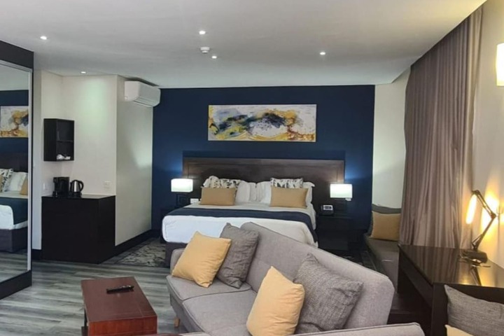 Room 18 of 67