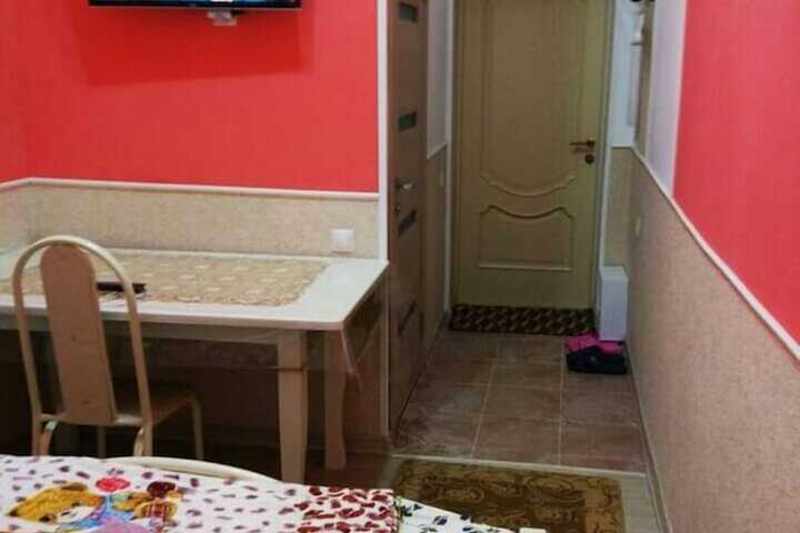 Room 17 of 20