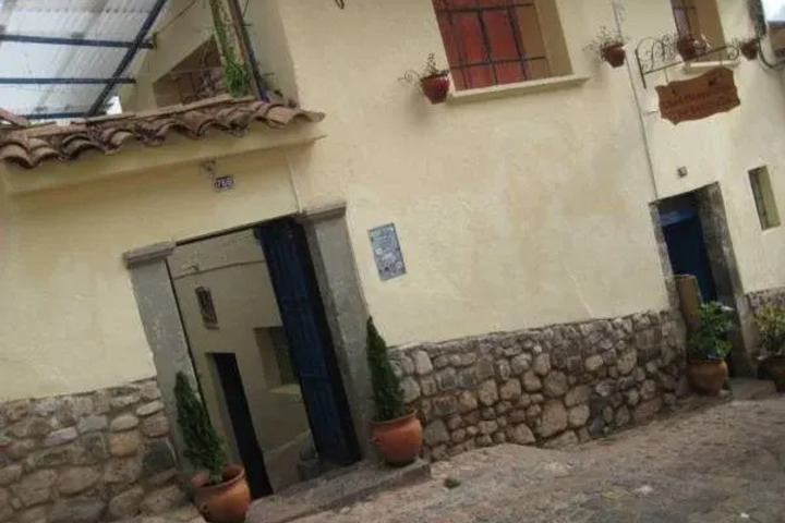 CASA HOSPEDAJE LA SAMBLENA