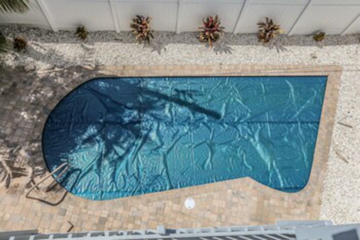 Pool 16 of 26