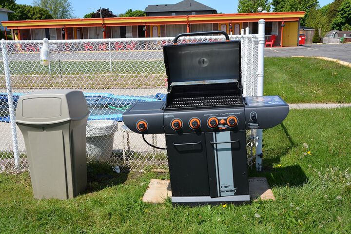 Property Grounds 47 of 59