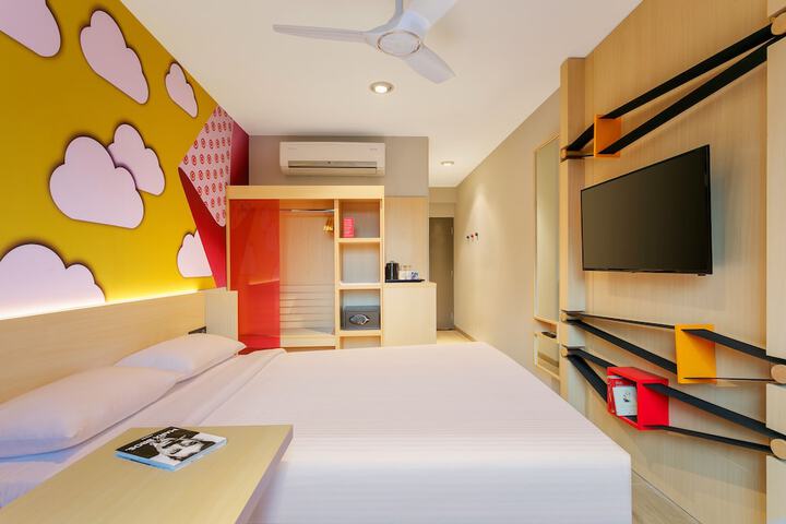 Room 9 of 41