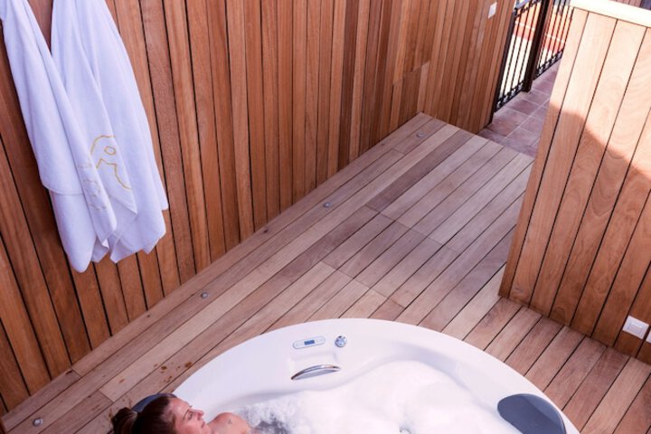 Hot Tub 48 of 67