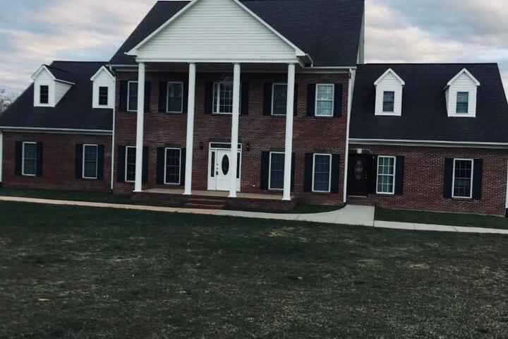 Image of MooreField Suites Greensboro East