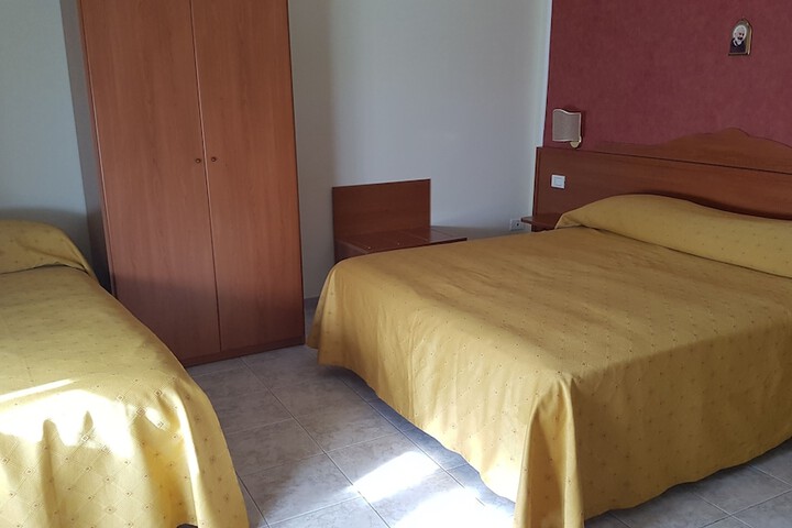 Room 7 of 53