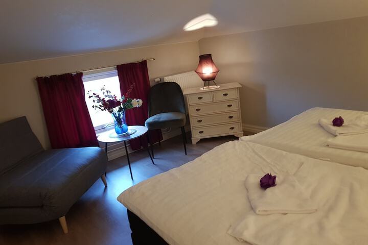 Room 14 of 27