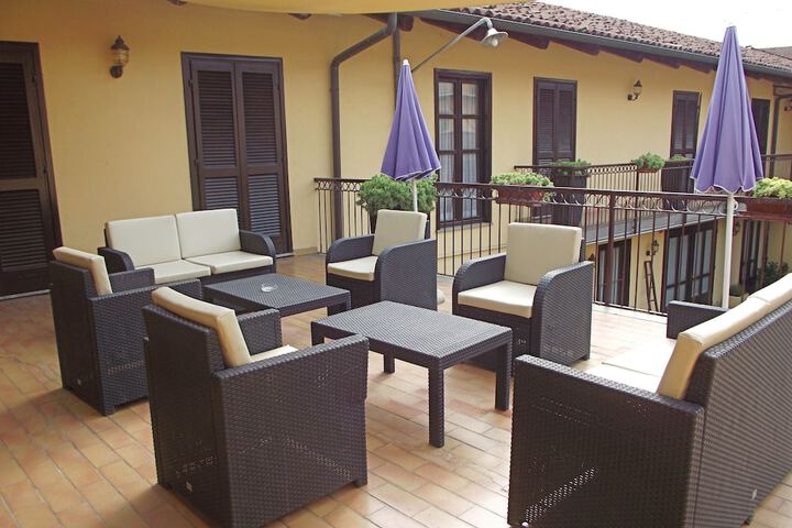 Terrace/Patio 105 of 114