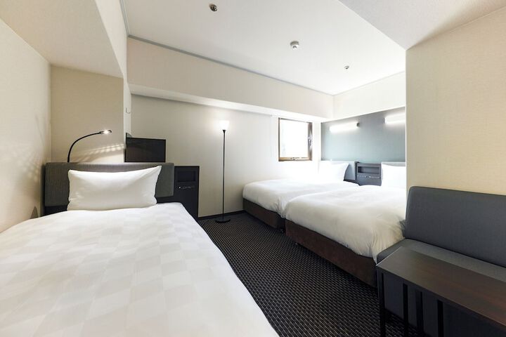 Room 30 of 91
