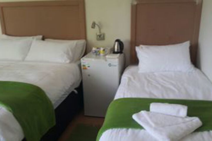 Room 14 of 22