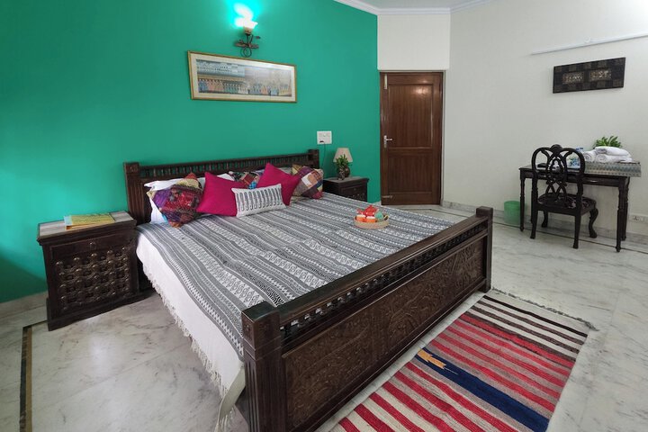 Room 14 of 92